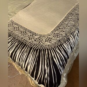 Cashe silk & cashmere hand woven 7 foot long shall or wrap